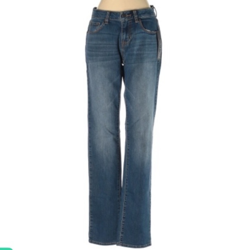 Apt 9 sz 2 blue faded wash Curvy Straight leg jean